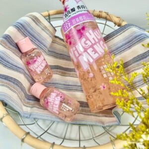 PetalGlow™ Deep Moisture Organic Shower Gel – Whitening & Nourishing